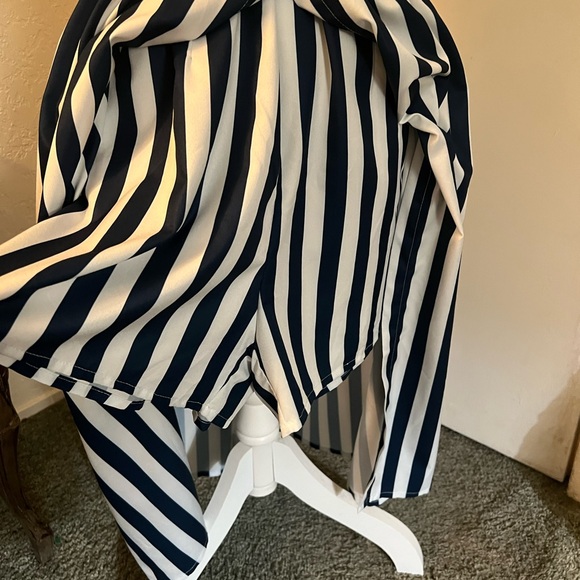 Romper with skirt that is not attached - Picture 3 of 7